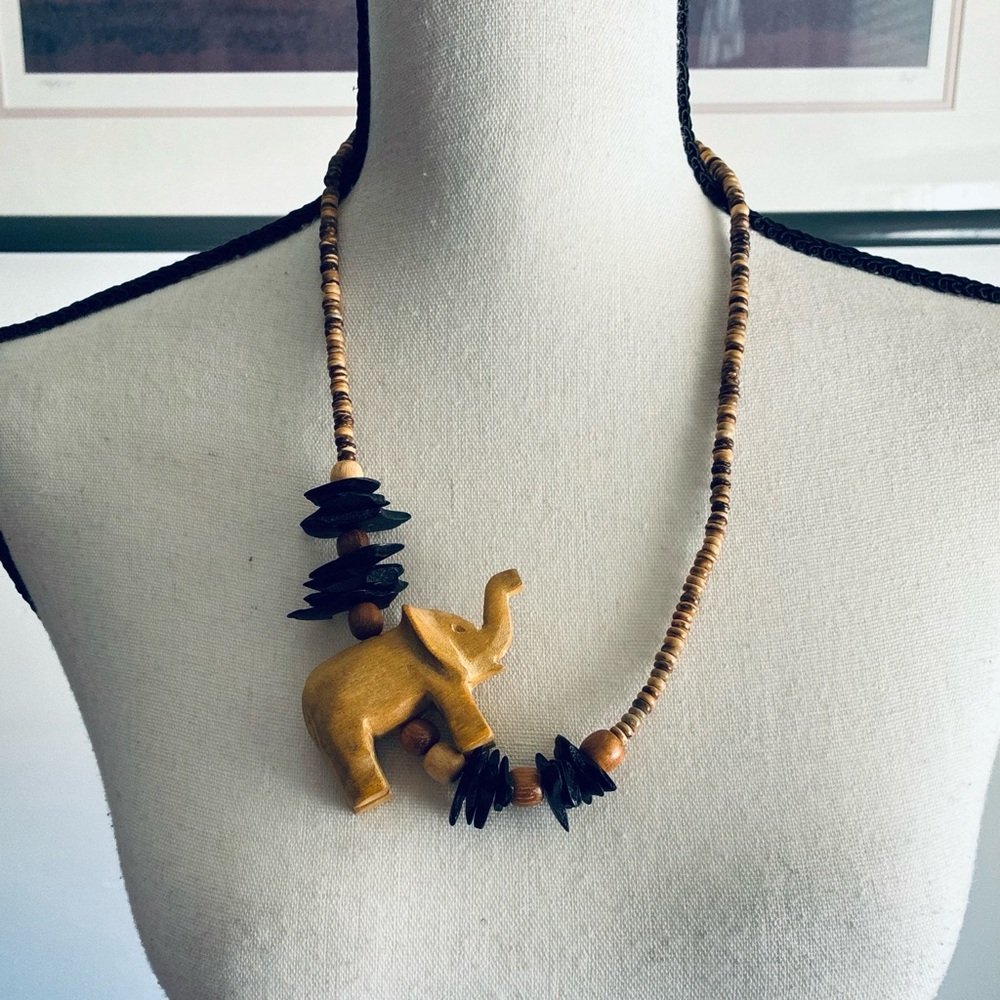 Vintage 70’s Tribal beaded statement necklace w/hand carved wood beads